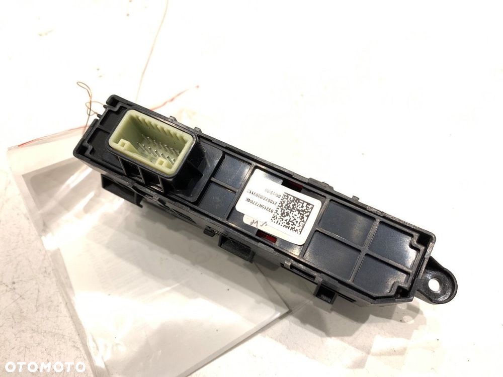 PRZEŁĄCZNIK OGRZEWANIA FOTELA  HYUNDAI TUCSON (NX4E, NX4A) 2020 - 2022 1.6 T-GDi 110 kW [150 KM] - 2