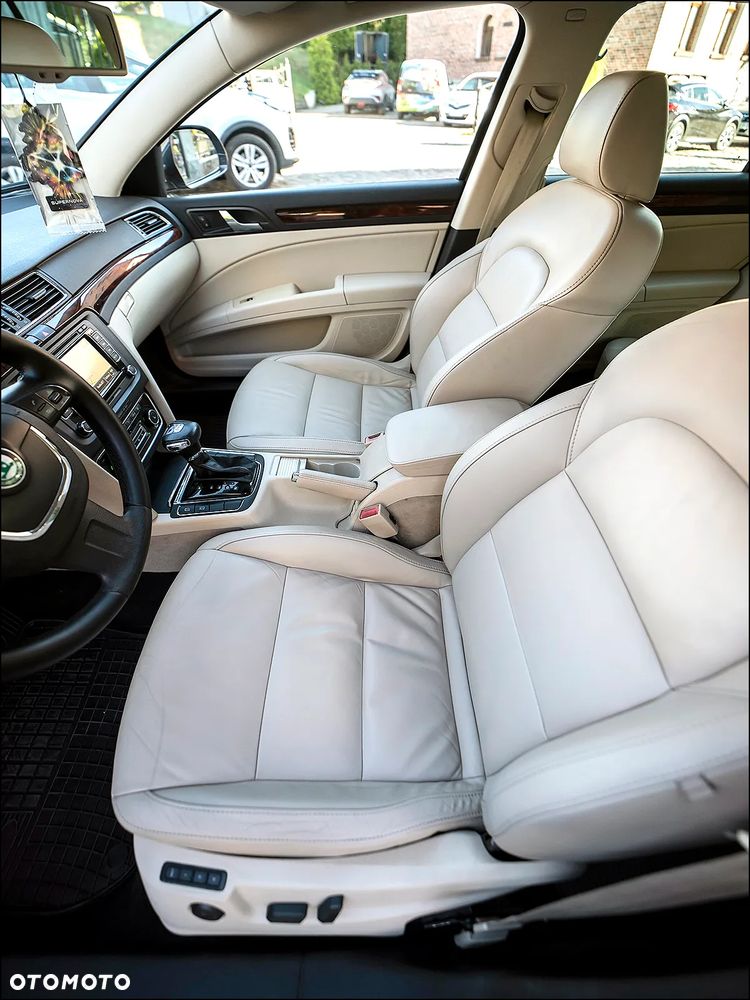 Skoda Superb - 33