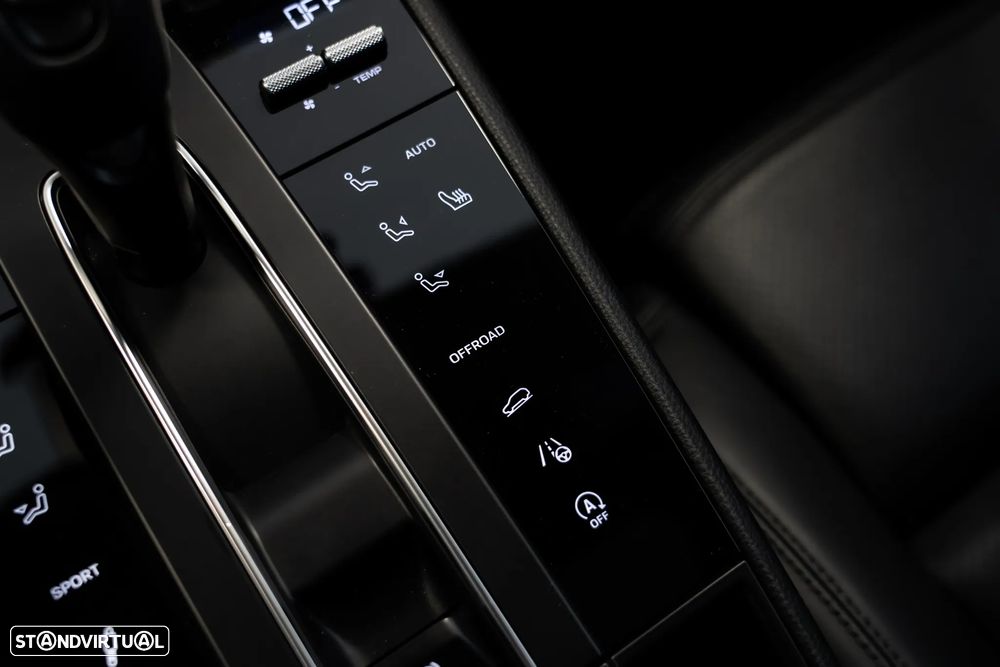 Porsche Macan Standard - 24