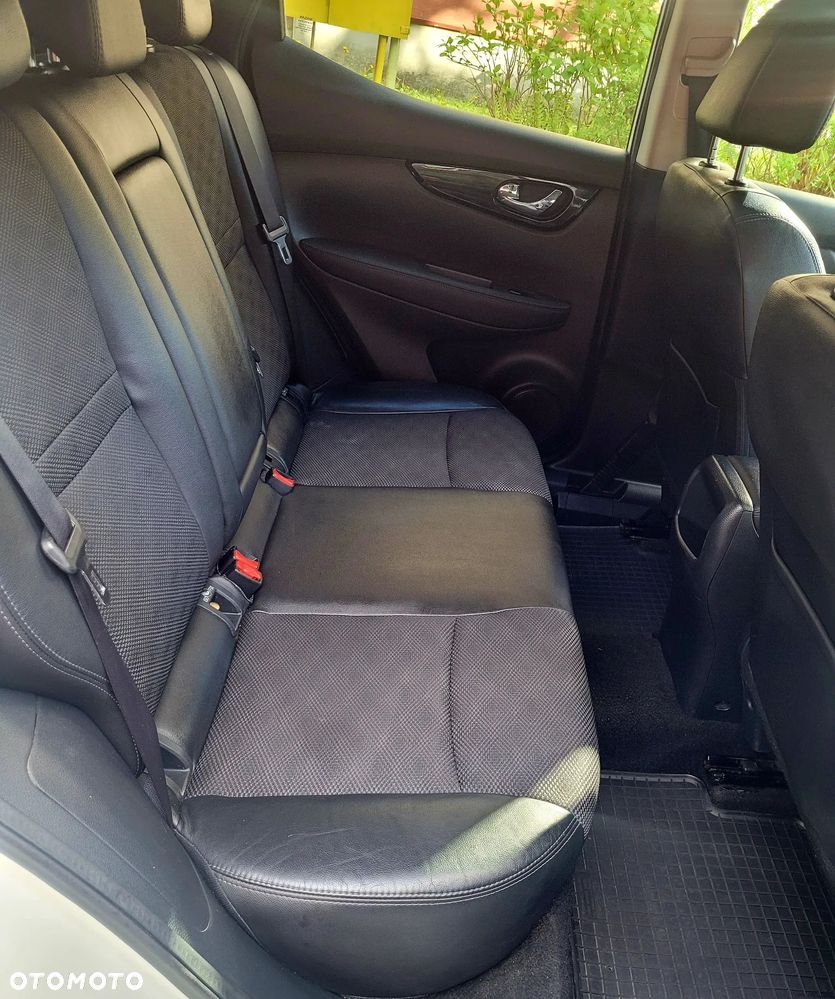 Nissan Qashqai 1.6 DIG-T N-Connecta - 7