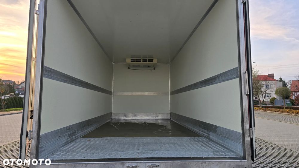 Iveco IVECO DAILY 70C18 3.0 180KM DMC 7000 ❗❗HWASUNG THERMO / MROŹNIA -32 / GRZANIE +25 / ZABUDOWA PARTNER 10 EP / RADAR  / SERWIS ASO / ŁADOWNOŚĆ 3600KG❗ - 5