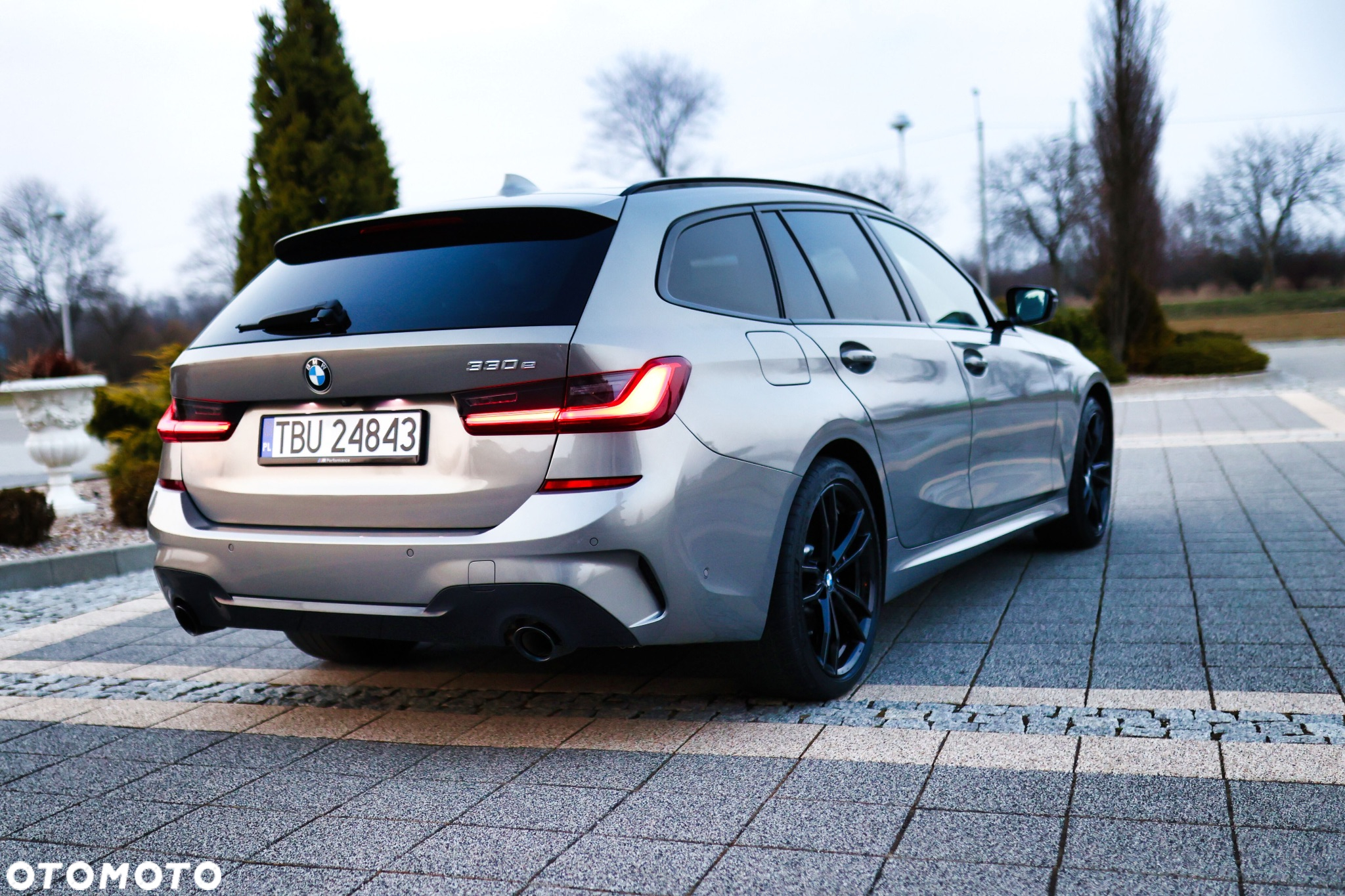 BMW Seria 3 330e M Sport sport - 6