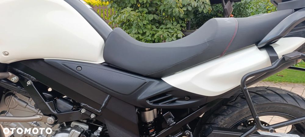 Suzuki V-STROM - 35