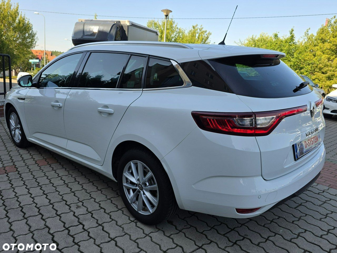 Renault Megane 1.5 Blue dCi Intens - 4
