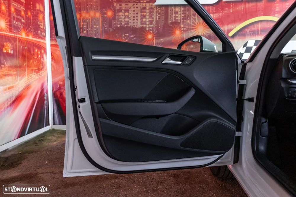 Audi A3 Sportback 1.6 TDI Sport S tronic - 10