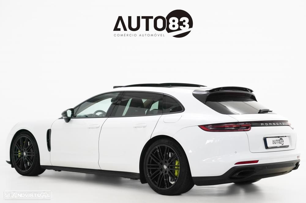 Porsche Panamera Sport Turismo 4 E-Hybrid - 4