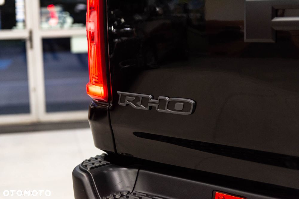 RAM 1500 - 12