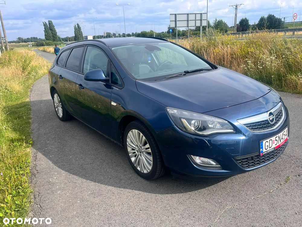 Opel Astra 1.4 T Executive - 5