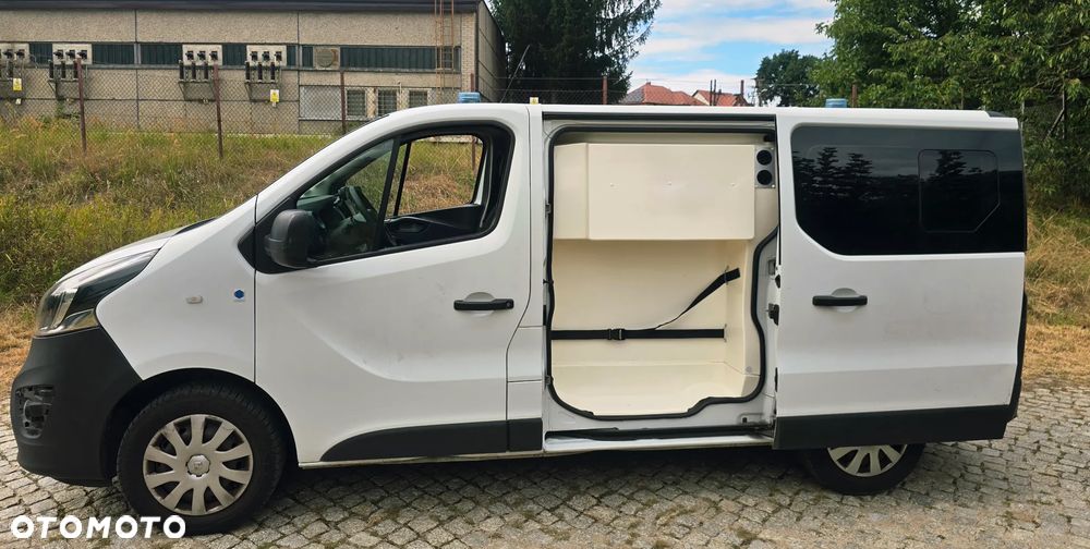 Opel Vivaro 1.6dci Karetka Ambulans Nosze - 3