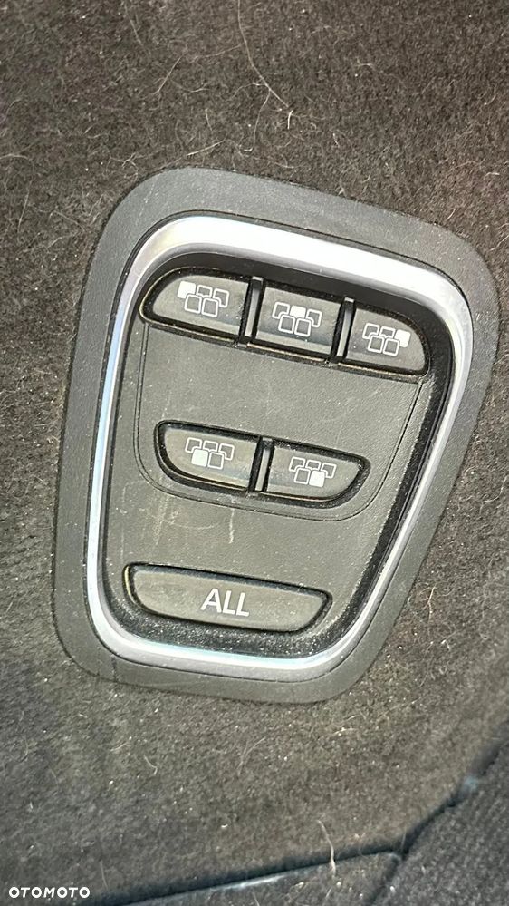 Renault Espace 1.6 dCi Energy Initiale Paris EDC 7os - 15