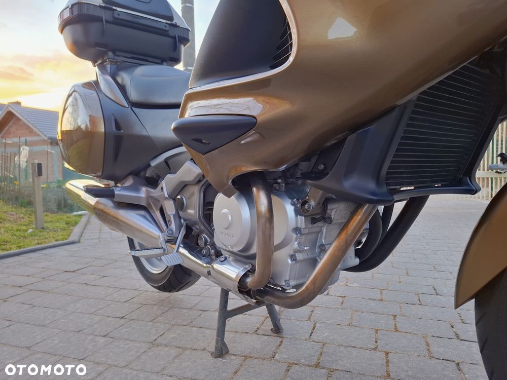 Honda Deauville - 36