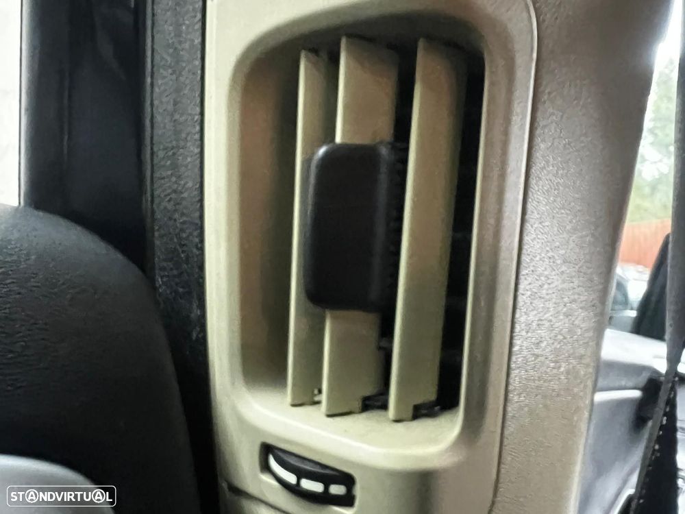 Volvo XC 60 D5 Momentum - 32