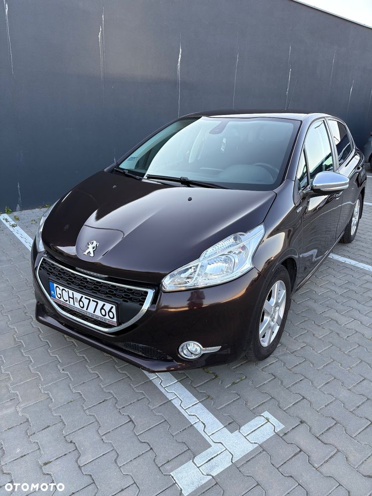 Peugeot 208 1.2 PureTech Style - 1