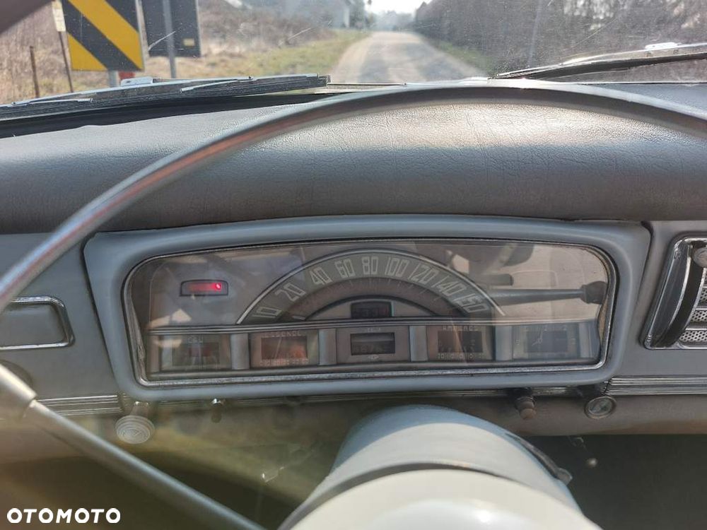Peugeot Inny - 24