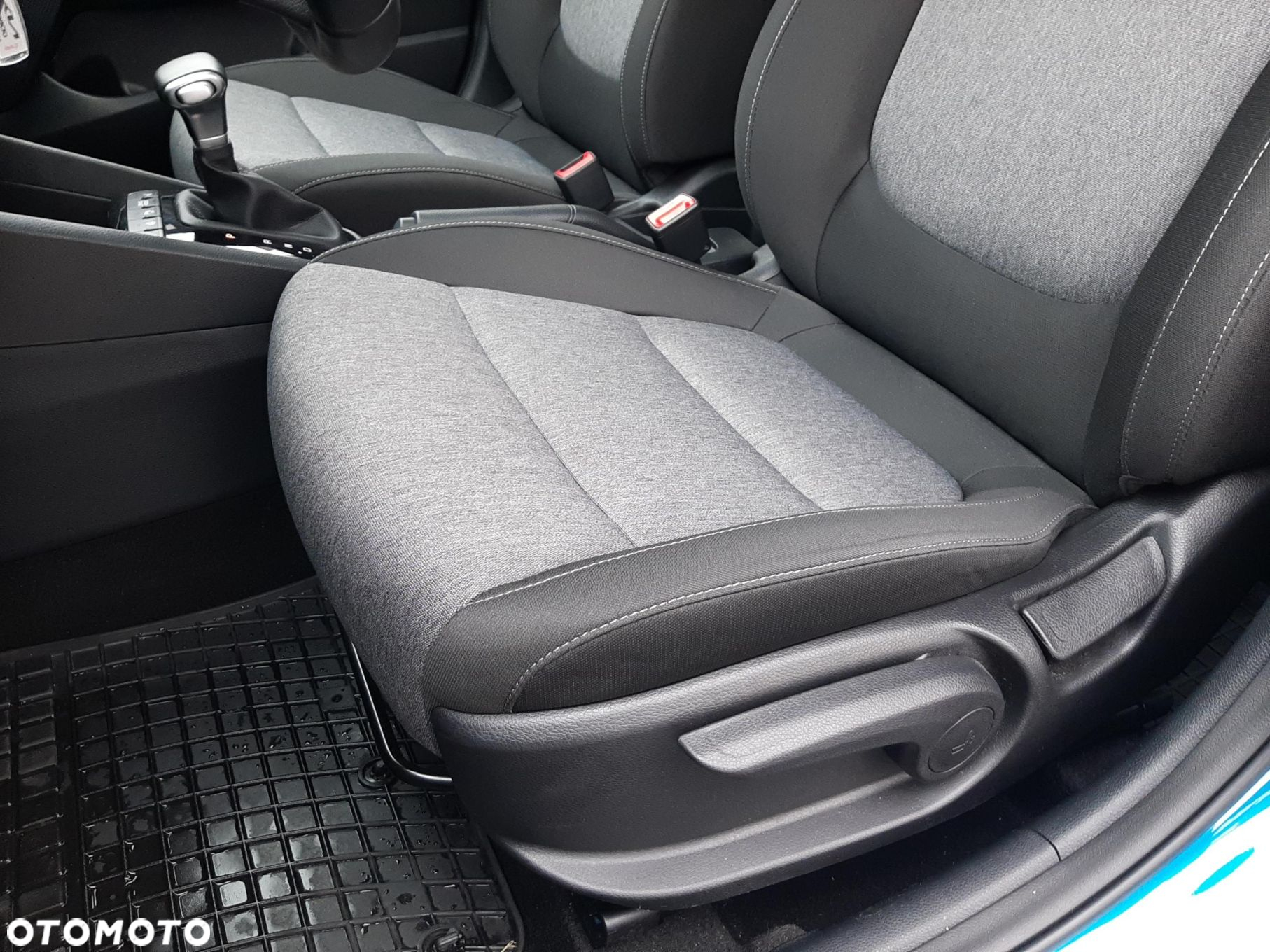 Kia Stonic - 12