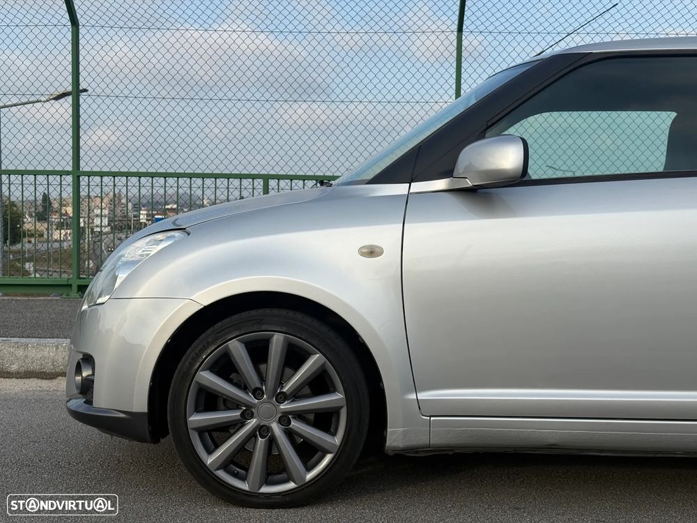 Suzuki Swift 1.6 VVT 16V Sport - 16