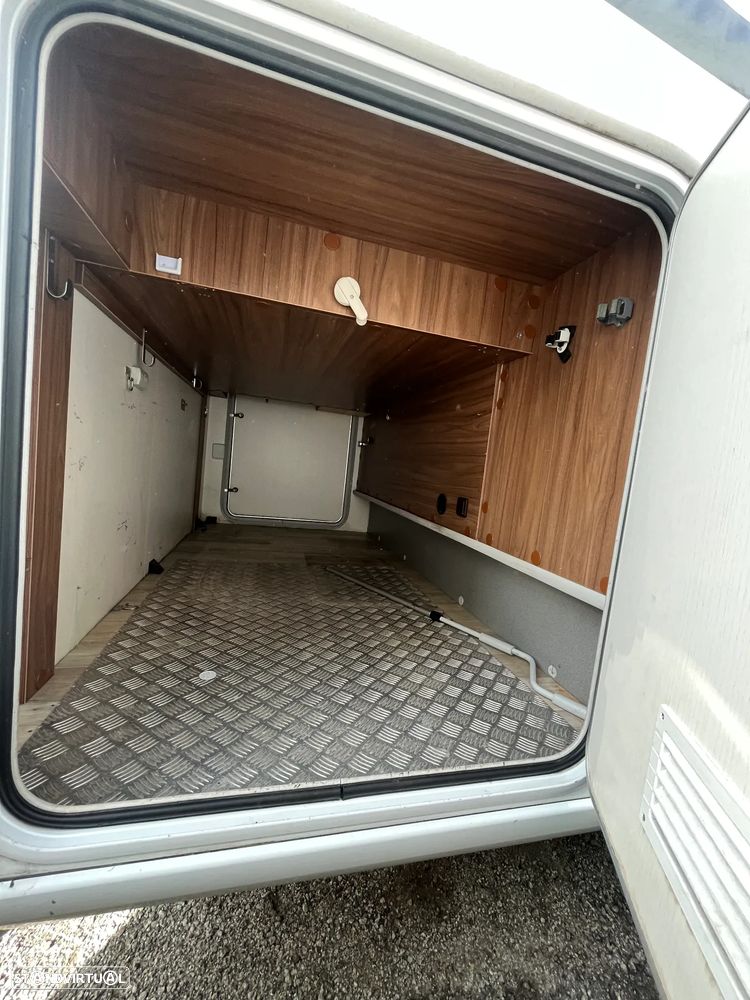 Pilote Essential 746 - 28