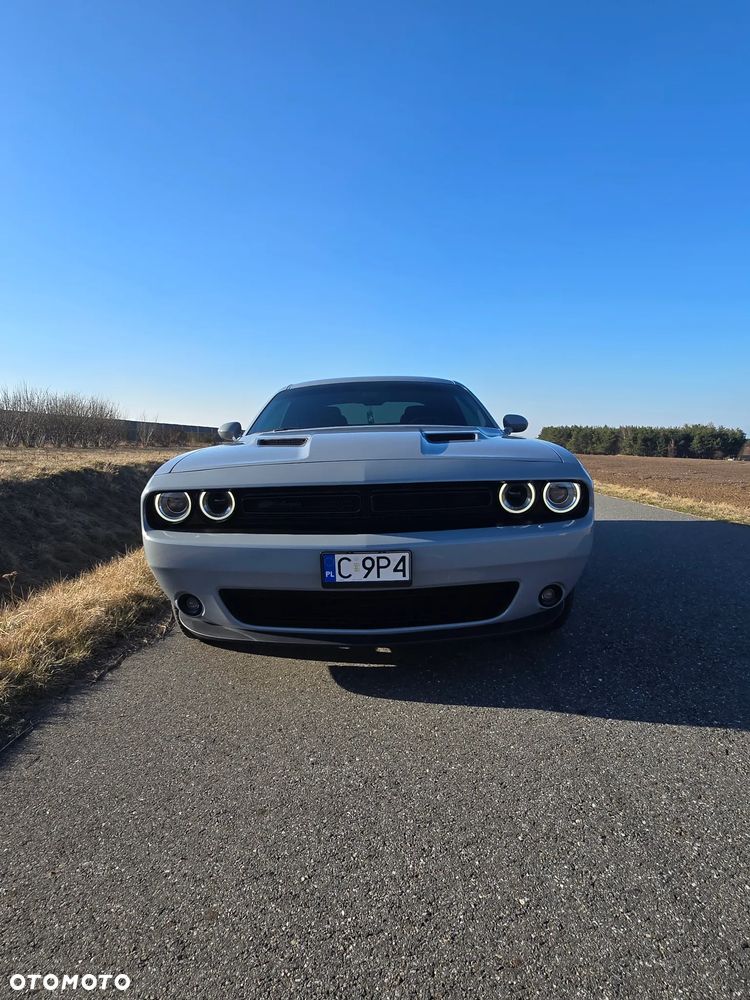 Dodge Challenger 3.6 SXT - 2