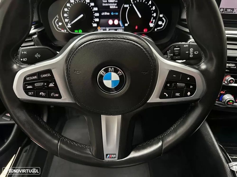 BMW 530 e - 19
