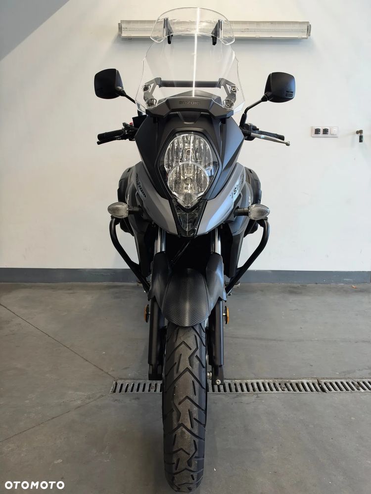 Suzuki V-STROM - 35