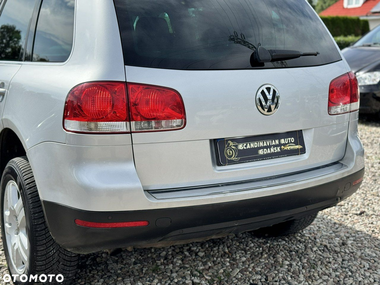Volkswagen Touareg - 11