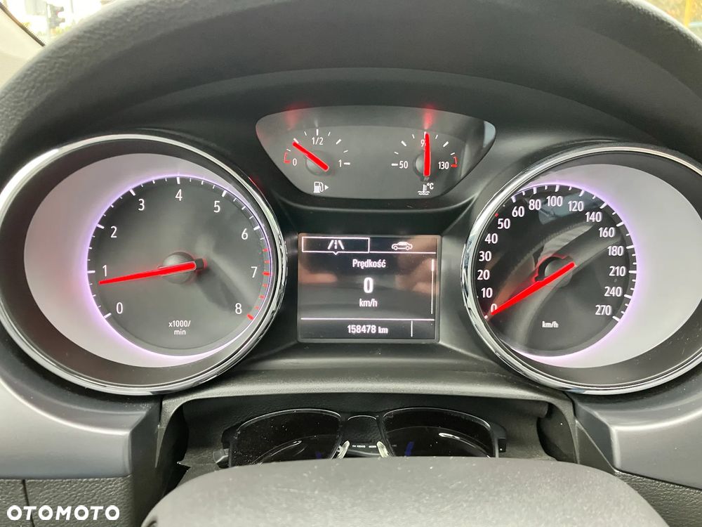 Opel Astra - 9