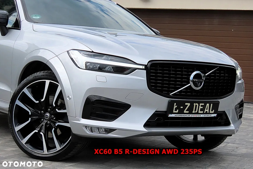 Volvo XC 60 B5 D AWD Ultimate Dark - 12