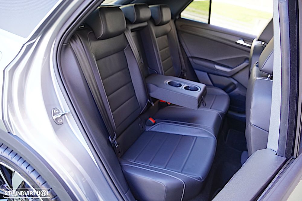 VW T-Roc 1.5 TSI R-Line DSG - 24