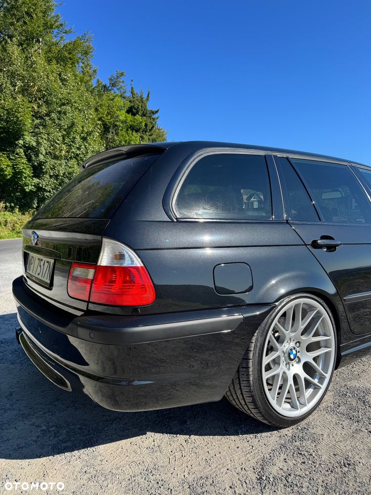 BMW Seria 3 330d Edition Sport - 9