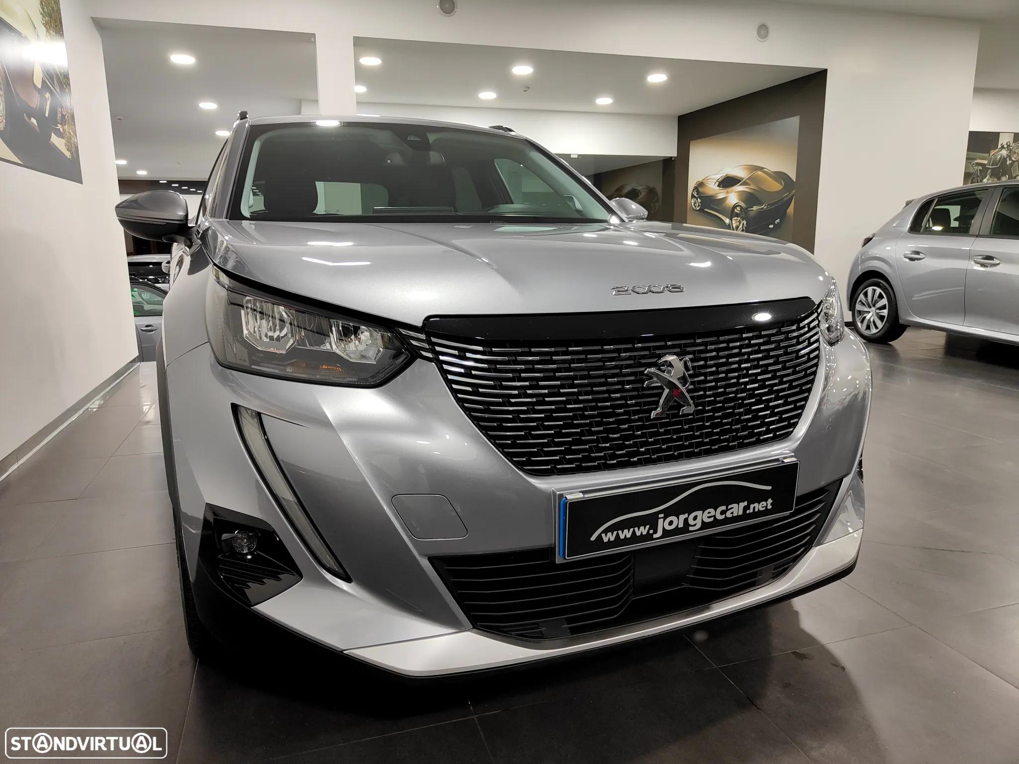 Peugeot 2008 1.2 PureTech Allure EAT8 - 5
