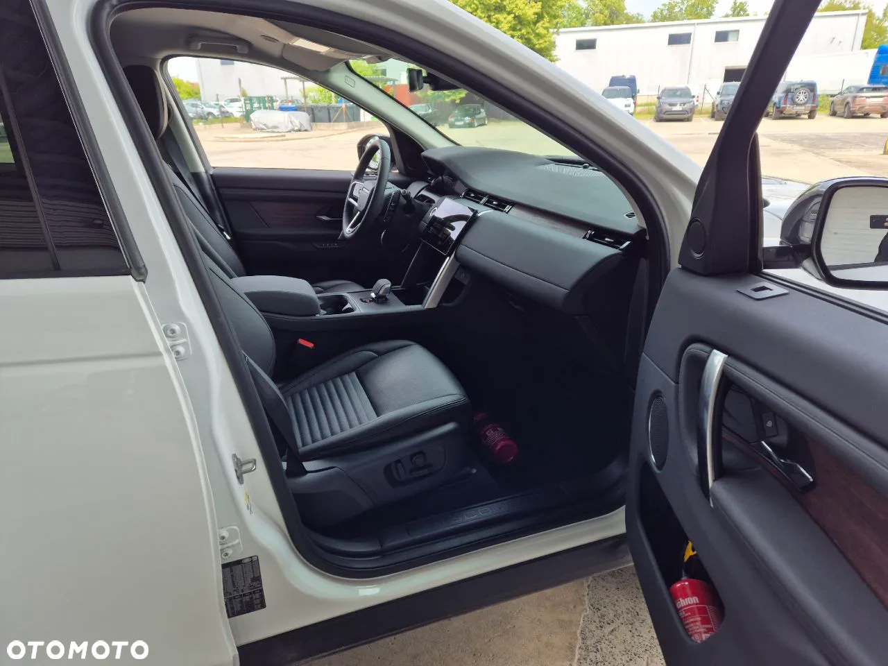 Land Rover Discovery Sport D200 - 13