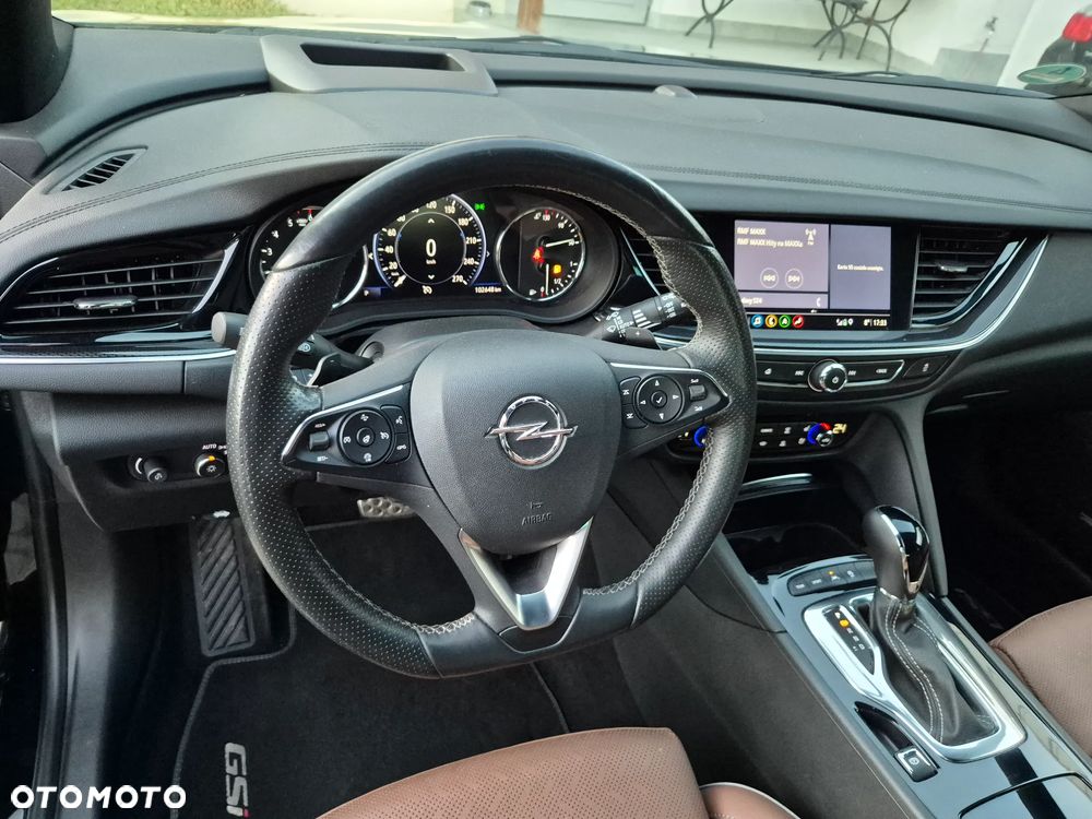 Opel Insignia - 9