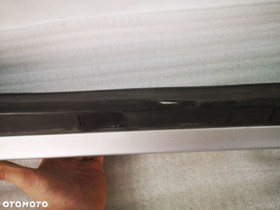 BMW X1 E84 09- PRAWA LISTWA PROGOWA / NAKŁADKA PROGU NR AUKCJI PR238 - 10