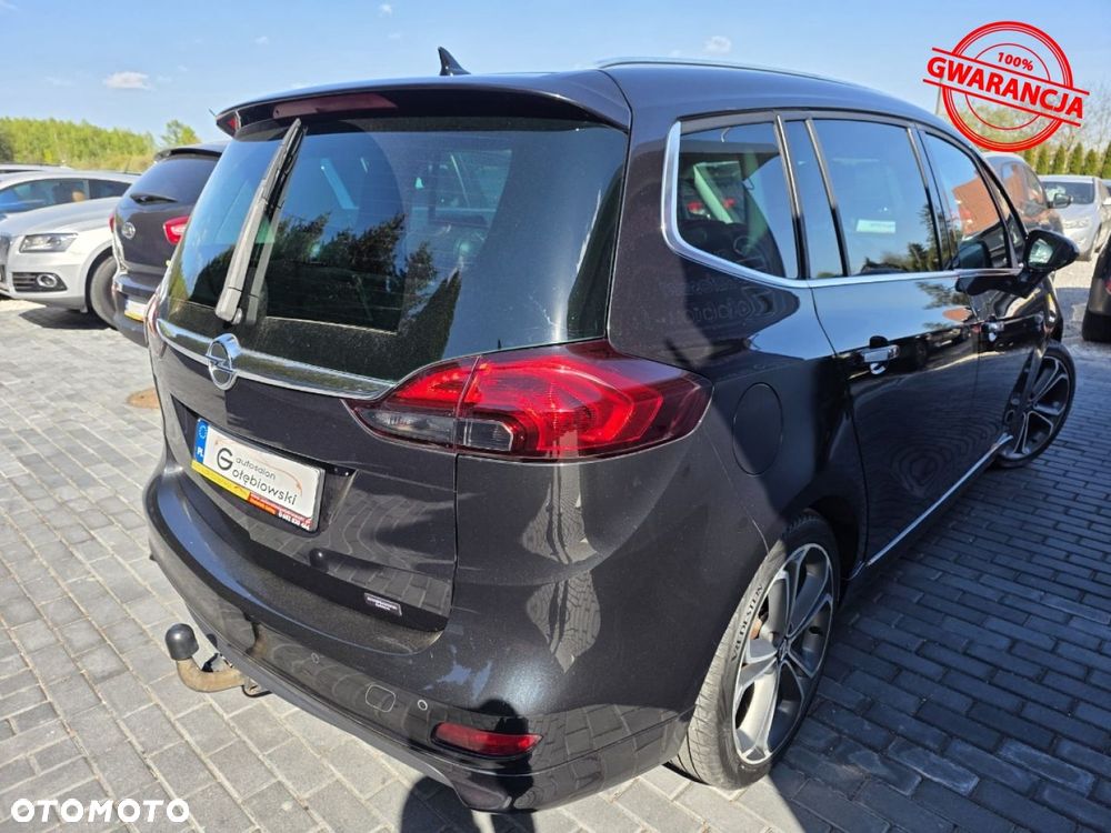 Opel Zafira - 10