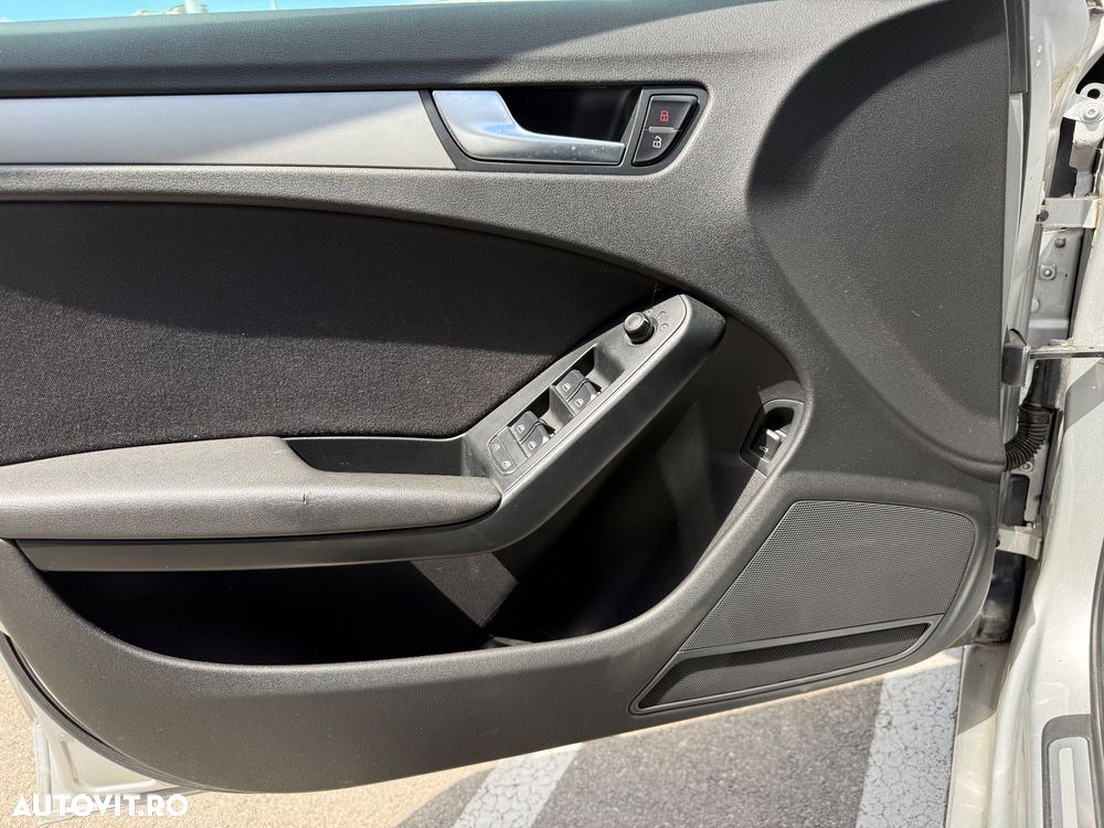 Audi A4 2.0 TDI B8 Multitronic - 12