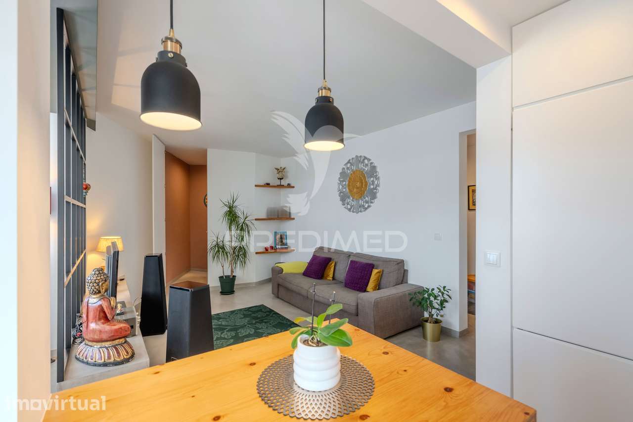 Excelente Apartamento T2 +1 Totalmente Renovado em Carnaxide - Grande imagem: 5/30
