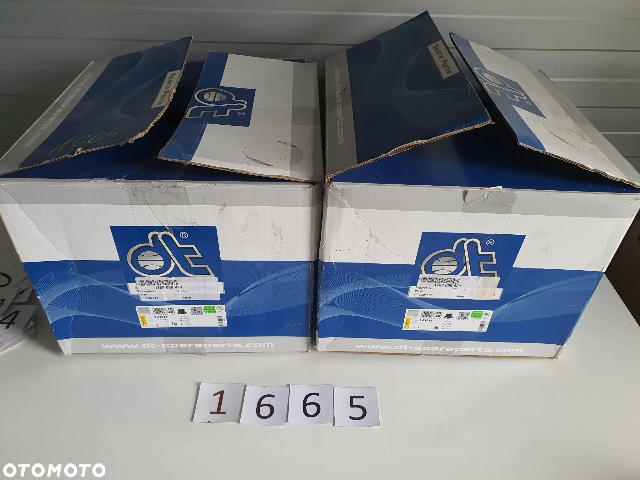 Tłok zwijaka, poduszka zawieszenia, DT Spare Parts 2.61011, Volvo - 5