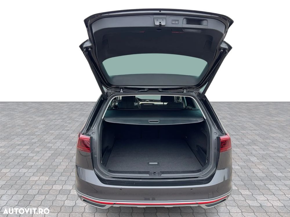 Volkswagen Passat Alltrack 2.0 TDI SCR DSG 4Motion - 28