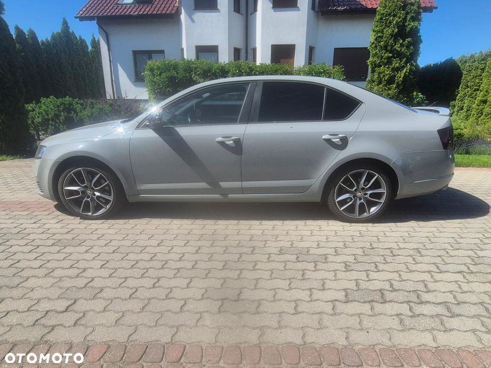 Skoda Octavia 2.0 TDI RS - 1