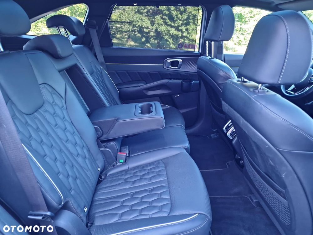 Kia Sorento - 27