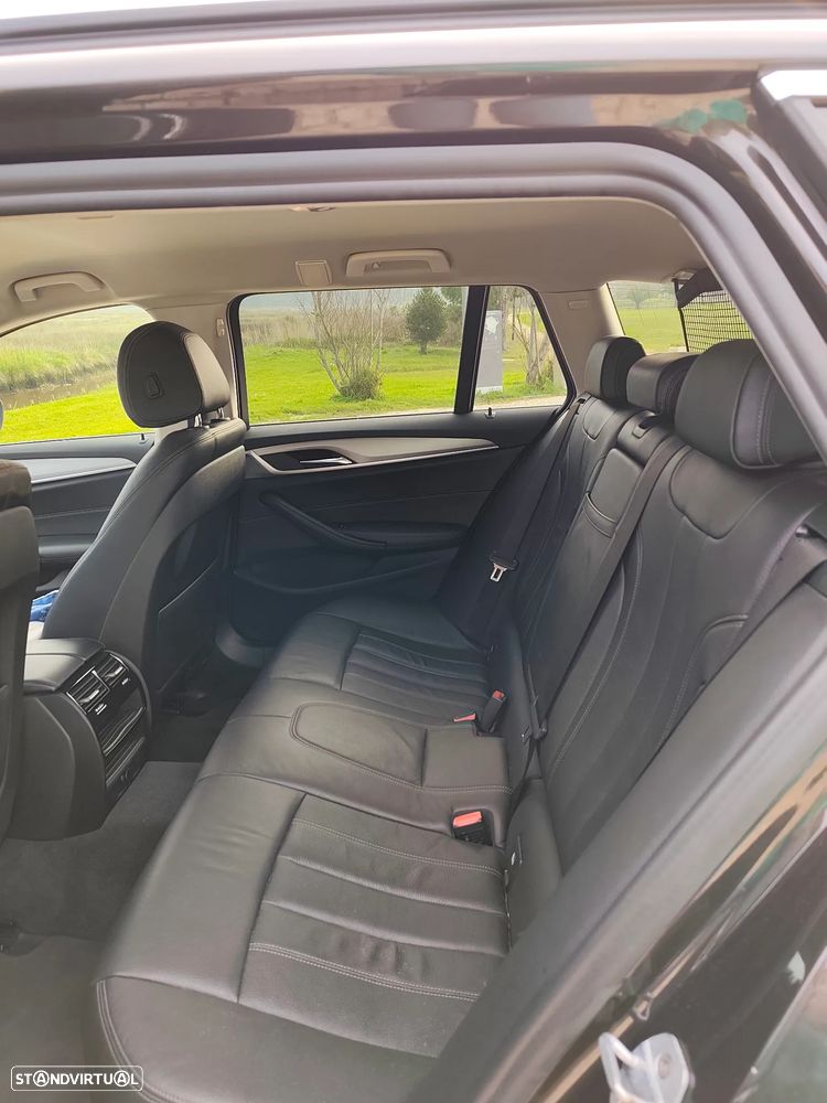BMW 520 Gran Turismo d Line Luxury - 7