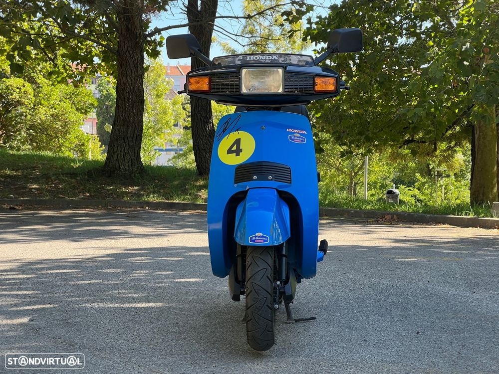 Honda Lead Rothmans - 2