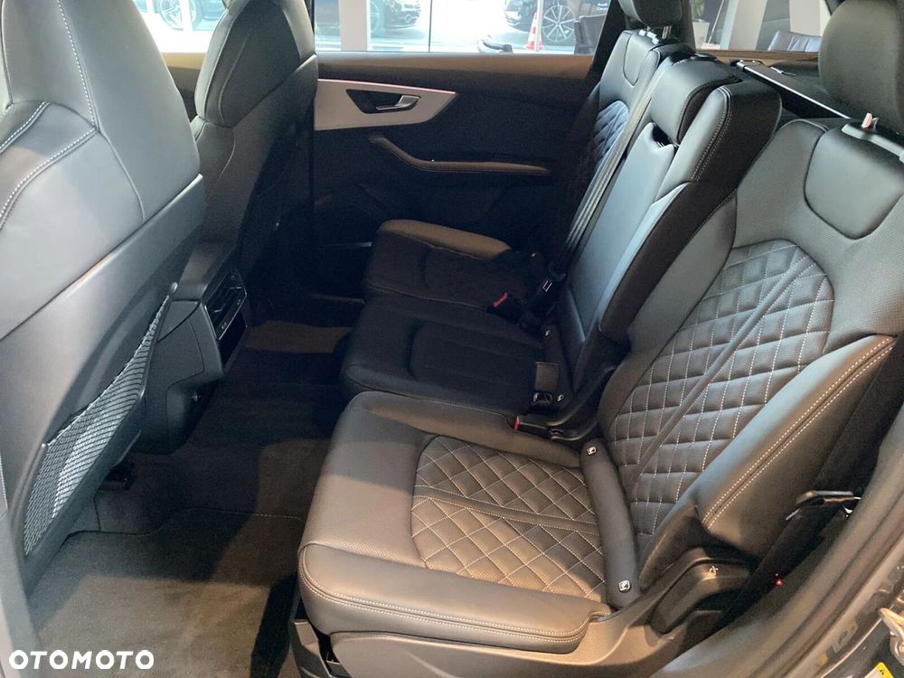 Audi Q7 50 TDI mHEV Quattro S Line Tiptr - 13