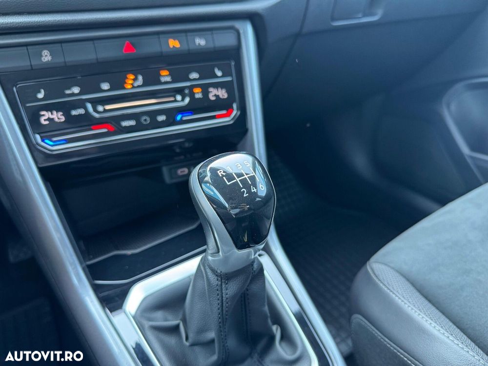 Volkswagen T-Roc 1.5 TSI Style - 13