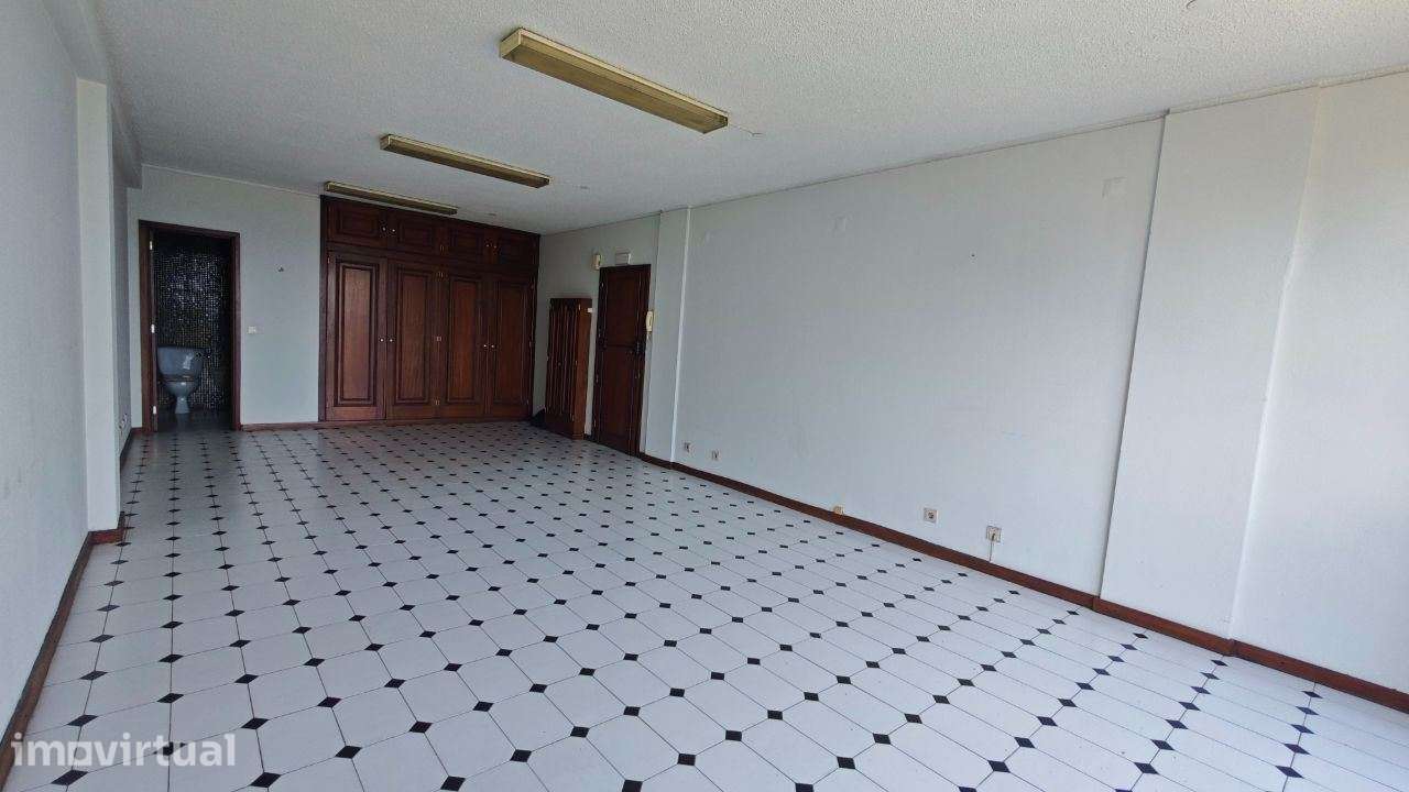 Sala/consultório/prestação de serviços - 45m2 - praça das flores - ... - Grande imagem: 2/8