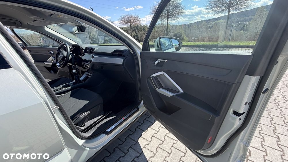 Audi Q3 35 TDI Quattro S line - 31