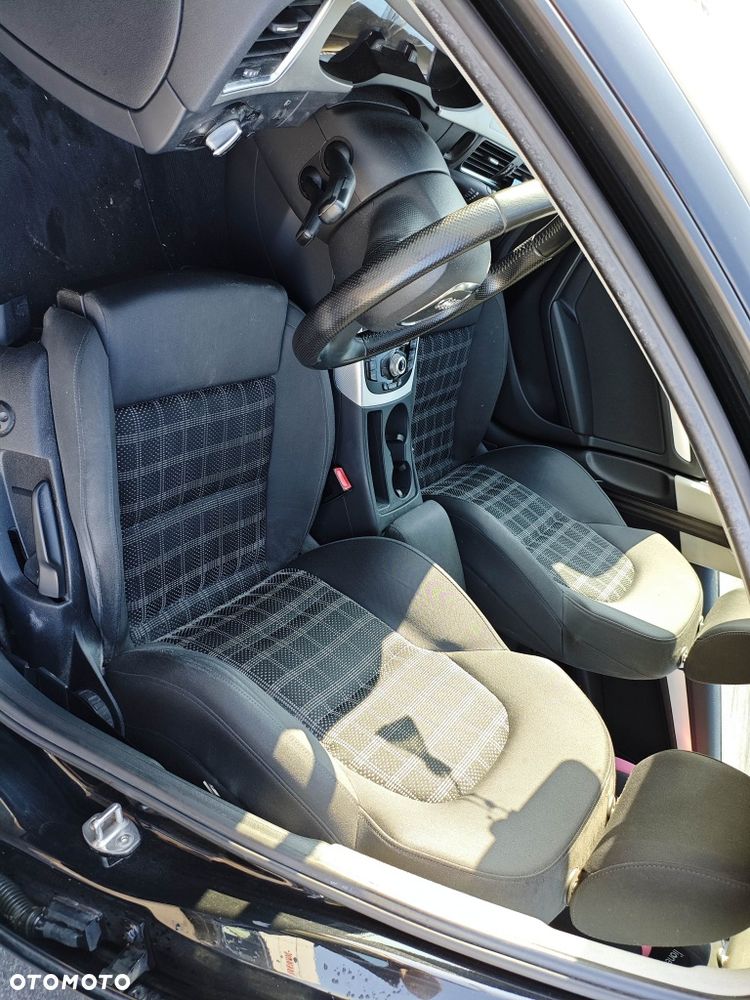 Audi A4 Avant - 6