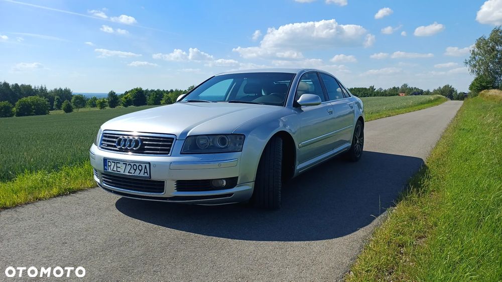 Audi A8 - 1