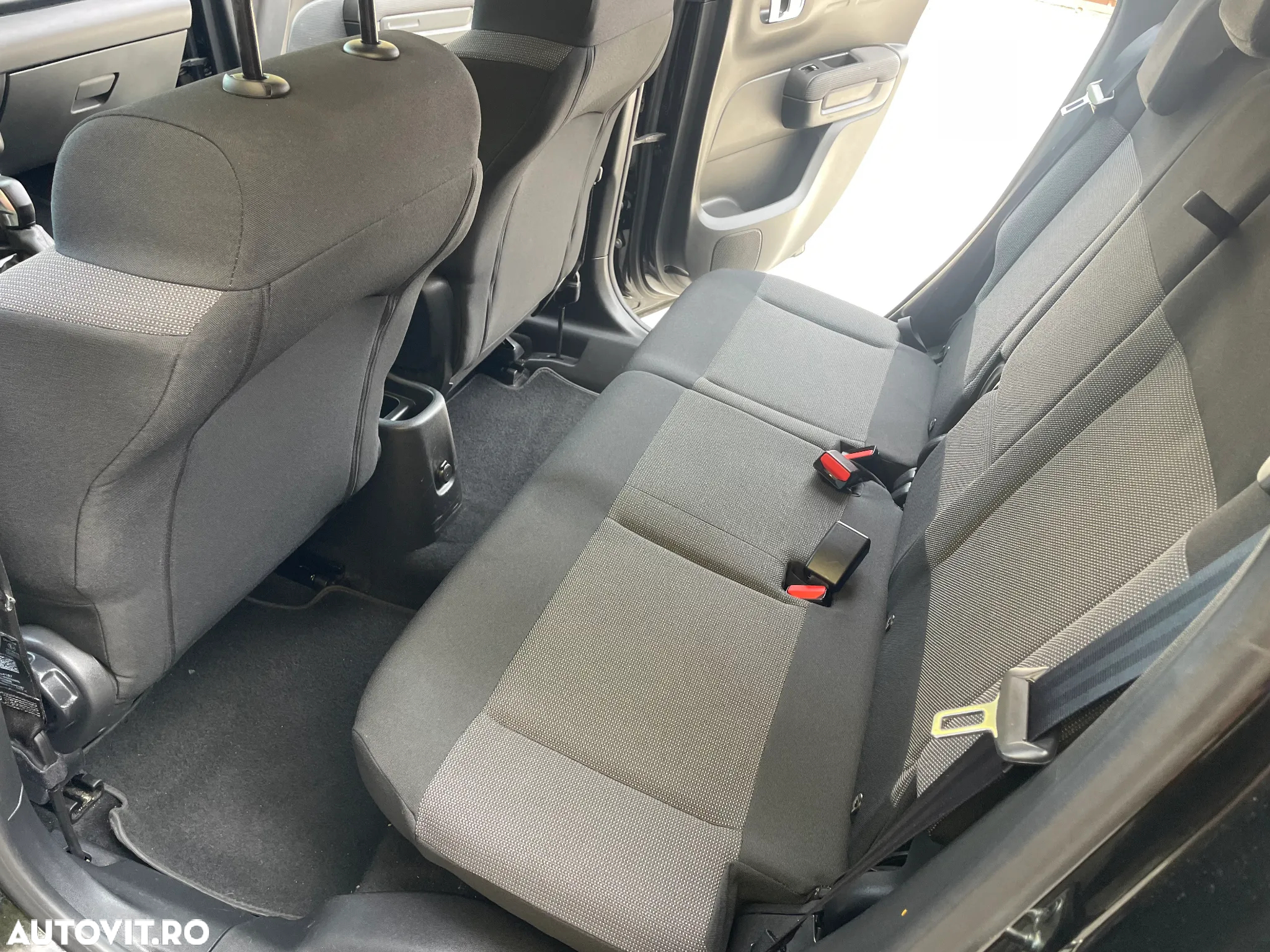 Citroën C3 AIRCROSS 1.2 PureTech S&S EAT6 Shine - 20