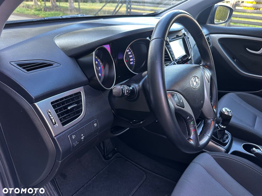 Hyundai i30 1.4 Advantage - 23